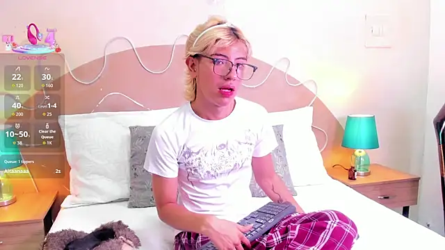 Enrrixxx  online show from November 27, 10:12 pm