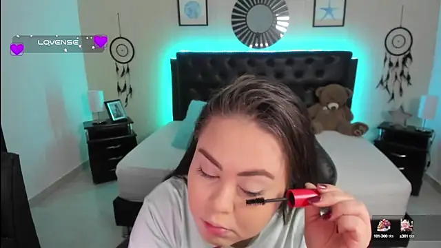 LolaVillalobos online show from September 19, 11:44 am