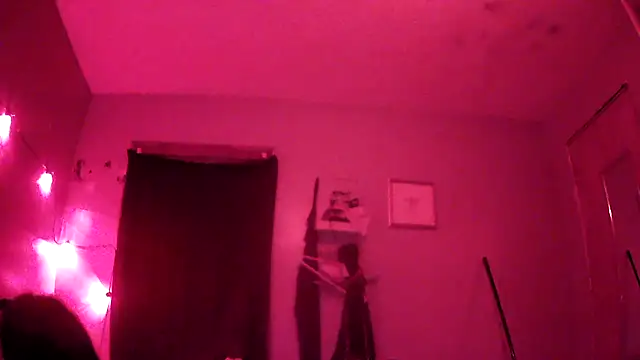 ovmilf online show from October 4, 5:16 am