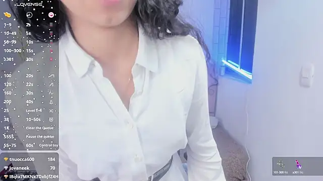 anna moon11 online show from October 4, 4:32 am