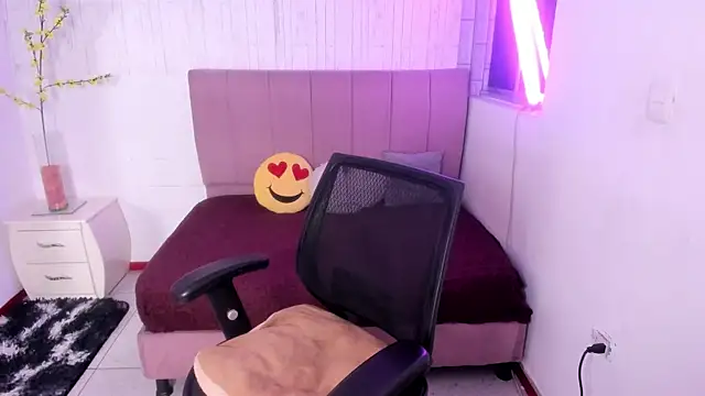 anna moon11 online show from November 19, 4:23 am