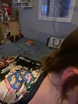 laceygreen online show from February 28, 12:00 am