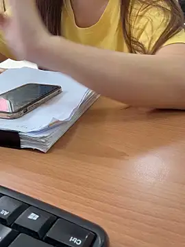 PhuongNhi21 online show from September 11, 1:17 am