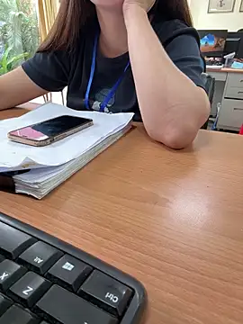 PhuongNhi21 online show from September 12, 1:49 am