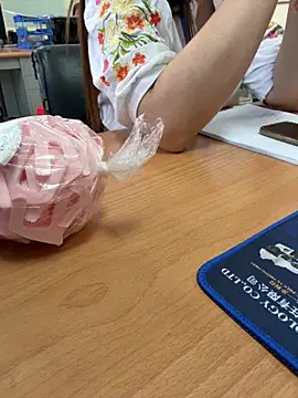 PhuongNhi21 online show from October 20, 1:06 am