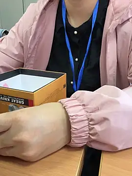 PhuongNhi21 online show from October 22, 1:17 am