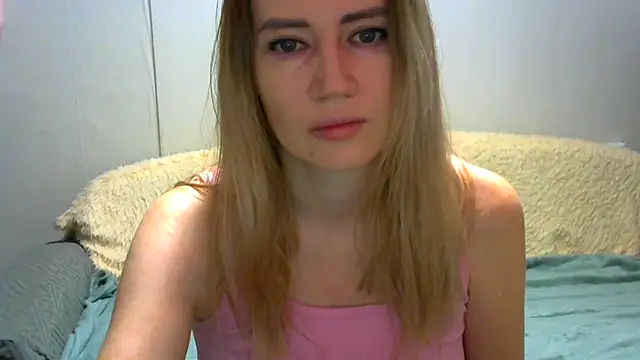 JessFoxxx online show from October 28, 3:21 am