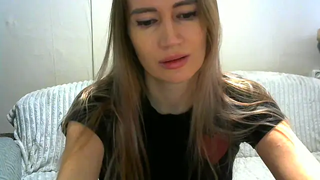 JessFoxxx online show from March 18, 4:37 am