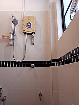 lirz06 online show from March 24, 9:14 am