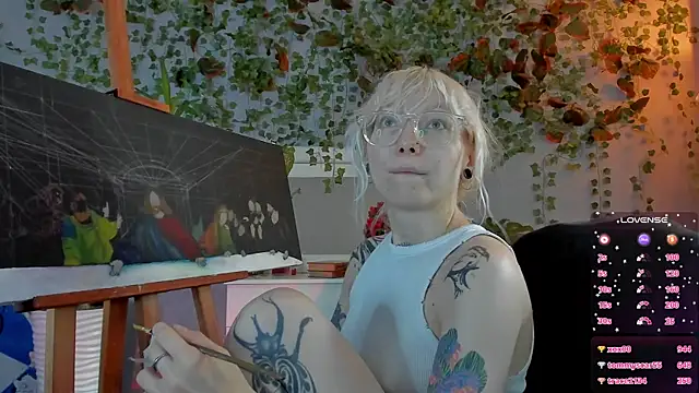 Snapshot of tattoo_art_baby chatting on July 7, 7:23 am tattoo art baby online show from July 7, 7:23 am