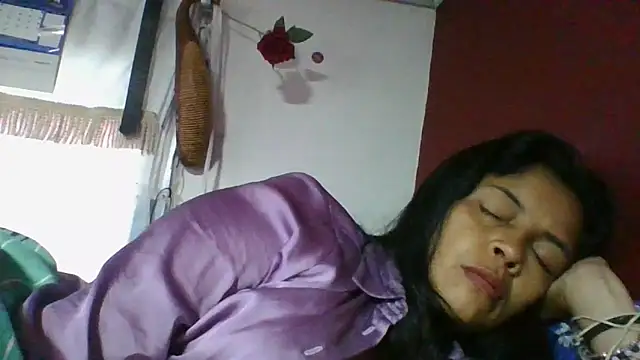 DianaOchoa  online show from April 18, 11:36 am