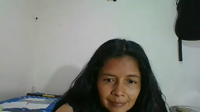 DianaOchoa  online show from April 21, 8:01 pm