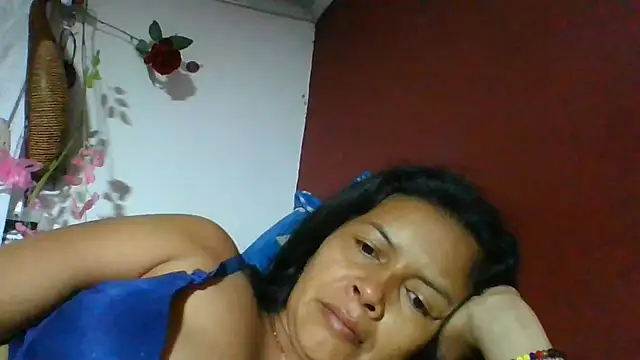 Snapshot of DianaOchoa_ chatting on July 3, 9:48 am DianaOchoa online show from July 3, 9:48 am