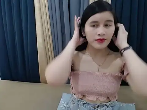 Snapshot of pinay_amaliax chatting on September 23, 11:02 am pinay amaliax online show from September 23, 11:02 am