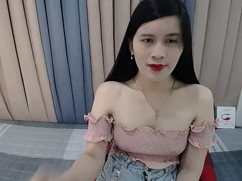 pinay amaliax online show from April 14, 10:10 am