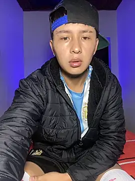 Snapshot of Archie-Davis chatting on October 16, 11:44 am Archie-Davis online show from October 16, 11:44 am