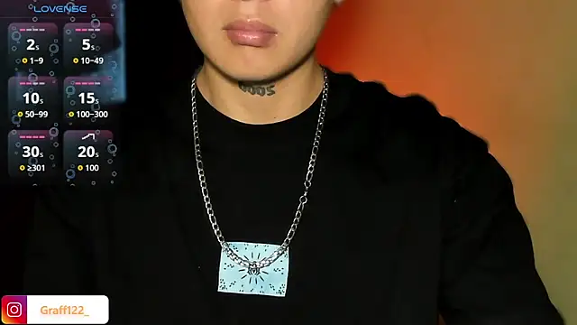 Snapshot of Archie-Davis chatting on October 18, 12:39 pm Archie-Davis online show from October 18, 12:39 pm