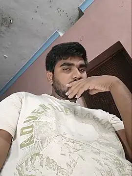 Snapshot of Harsha_Happy chatting on May 30, 11:35 pm Harsha Happy online show from May 30, 11:35 pm