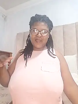 Snapshot of Sexybusty01 chatting on November 27, 8:38 am Sexybusty01 online show from November 27, 8:38 am