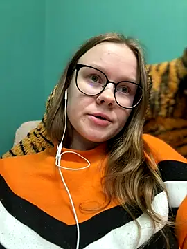  CherryBloom  online show from October 7, 7:33 pm