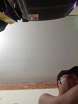 Snapshot of ducpham6565 chatting on November 19, 12:38 pm ducpham6565 online show from November 19, 12:38 pm