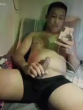 Snapshot of ducpham6565 chatting on November 28, 11:29 pm ducpham6565 online show from November 28, 11:29 pm