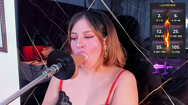 Snapshot of abby_blond_ chatting on October 1, 12:33 pm abby blond  online show from October 1, 12:33 pm