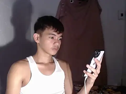 jaybot jayxx online show from December 18, 8:48 pm