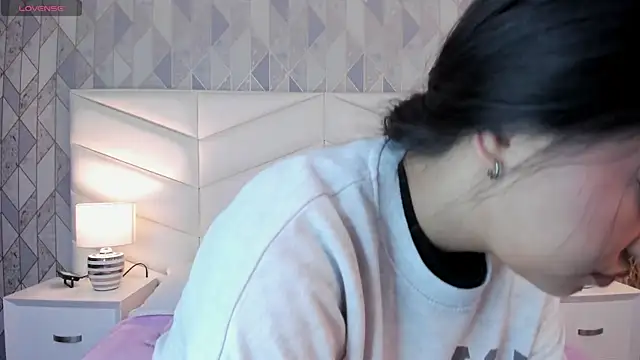 victoria   jonnes online show from September 17, 12:51 pm