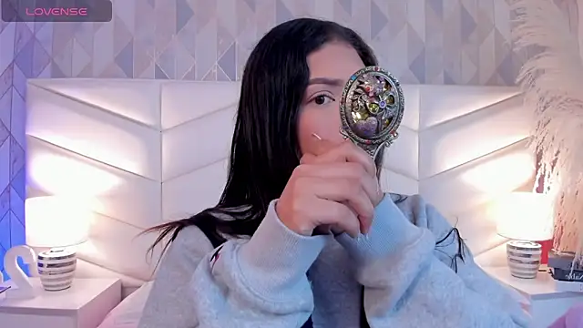 victoria   jonnes online show from November 11, 12:27 pm