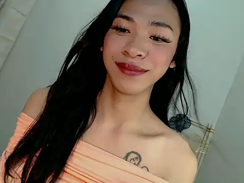 Annaloula online show from November 21, 5:55 pm