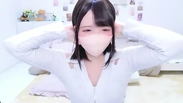 Snapshot of Anzu_xx chatting on March 16, 11:36 am Anzu xx online show from March 16, 11:36 am