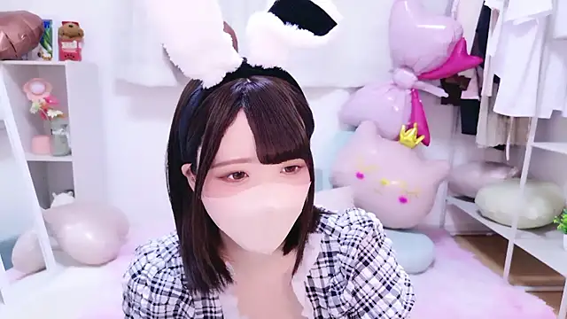 Snapshot of Anzu_xx chatting on April 2, 4:15 pm Anzu xx online show from April 2, 4:15 pm