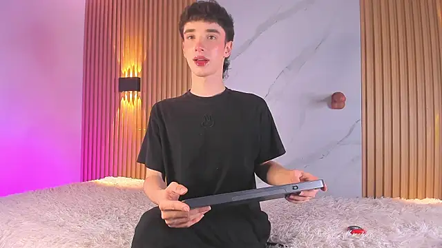 austin rouse online show from October 21, 7:36 pm