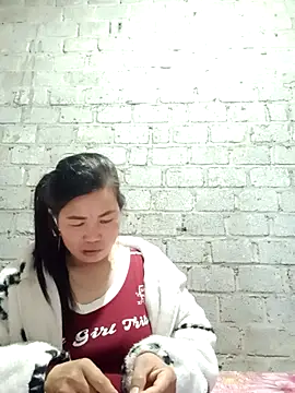 jienrrr online show from October 15, 11:43 am