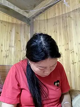 yoowwmr online show from October 31, 2:40 pm