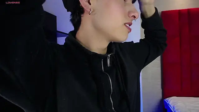 Snapshot of Ezra_Storm chatting on October 3, 4:53 am Ezra Storm online show from October 3, 4:53 am