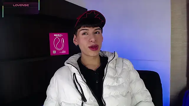 Snapshot of Ezra_Storm chatting on October 15, 4:56 am Ezra Storm online show from October 15, 4:56 am