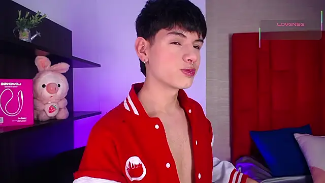 Ezra Storm online show from March 8, 4:49 am