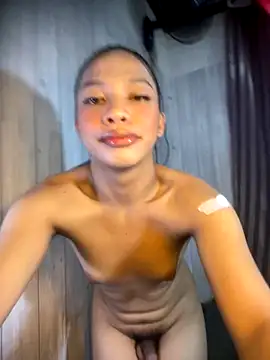 Lovely Daugs online show from October 14, 11:05 pm