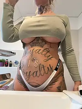 Snapshot of Jasmina-Joy chatting on January 6, 10:08 am Jasmina-Joy online show from January 6, 10:08 am