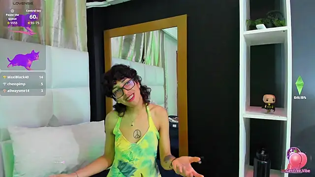 Snapshot of Nicky_six333 chatting on September 13, 5:13 pm Nicky six333 online show from September 13, 5:13 pm