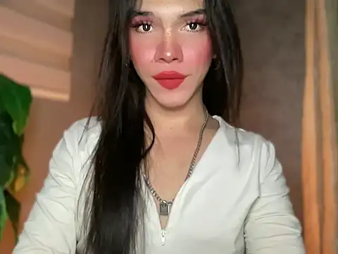 Snapshot of Misselliefayexxx chatting on June 7, 9:40 pm Misselliefayexxx online show from June 7, 9:40 pm