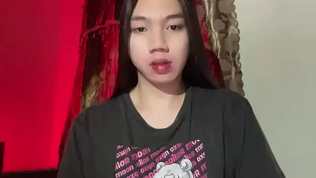 Snapshot of kat_mire chatting on September 19, 5:35 pm kat mire online show from September 19, 5:35 pm