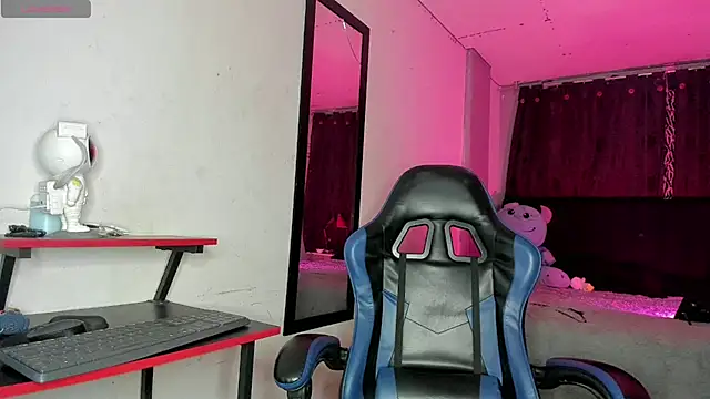 Jostin18 online show from April 10, 5:01 am