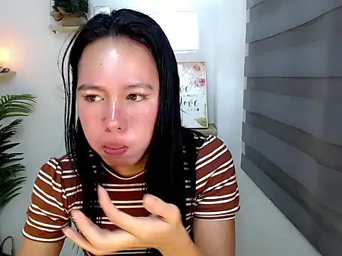 kimbratx online show from November 6, 9:59 pm