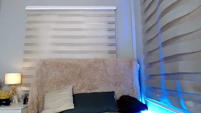 Snapshot of lovelychanel69xx chatting on October 10, 11:04 pm lovelychanel69xx online show from October 10, 11:04 pm