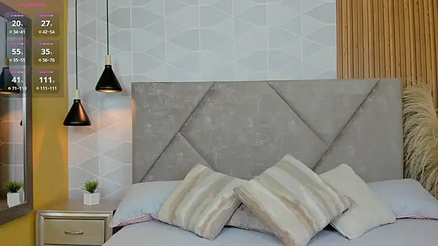 Jade Whisper online show from October 30, 1:29 am