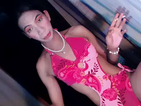 Snapshot of xyourdreamtrans chatting on October 9, 4:38 pm xyourdreamtrans online show from October 9, 4:38 pm