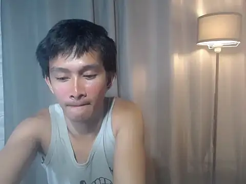 Snapshot of prince_elaijah chatting on July 8, 9:30 pm prince elaijah online show from July 8, 9:30 pm
